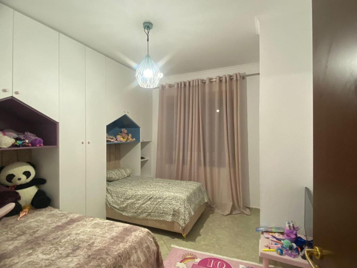 Guest House Open Room Durrës 外观 照片