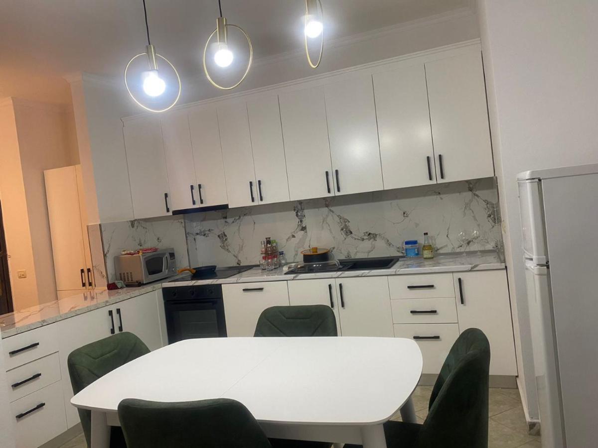 Guest House Open Room Durrës 外观 照片