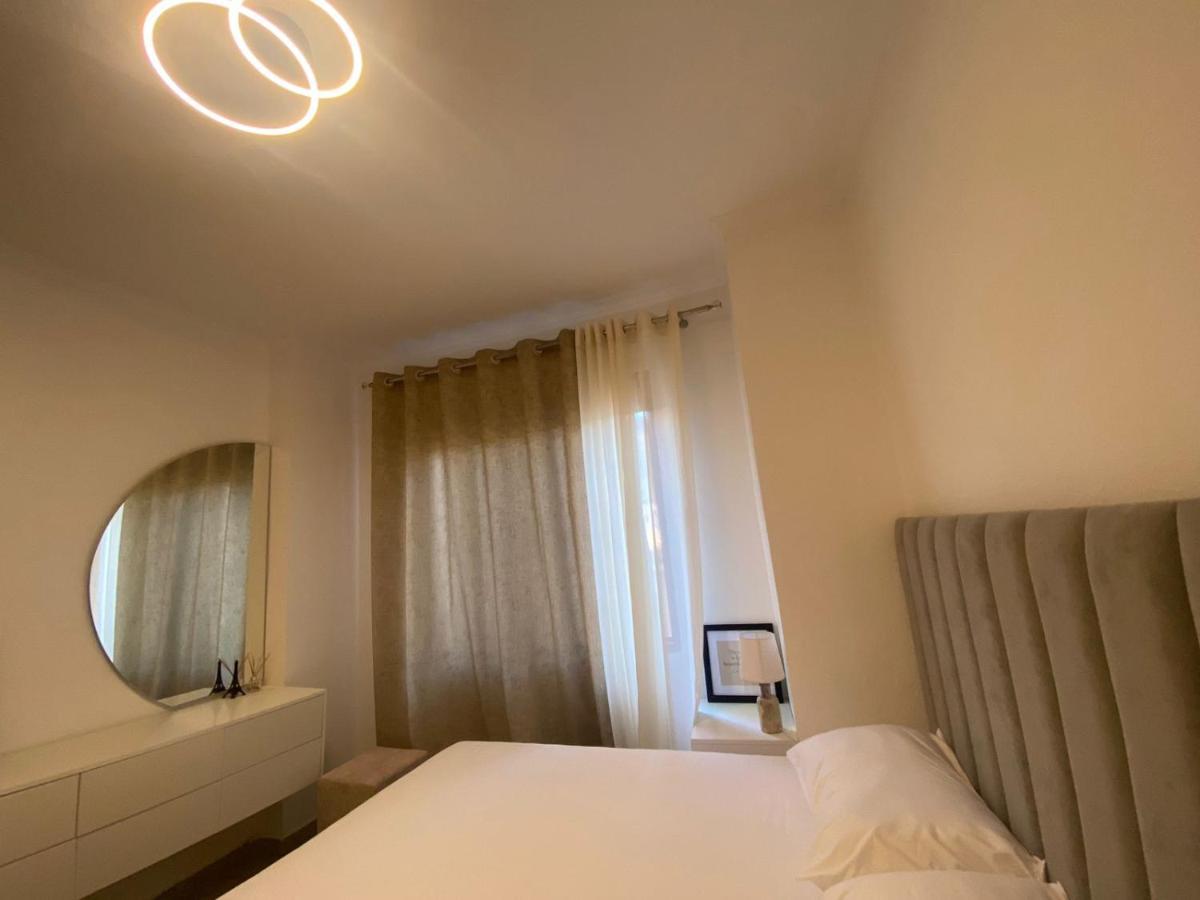 Guest House Open Room Durrës 外观 照片