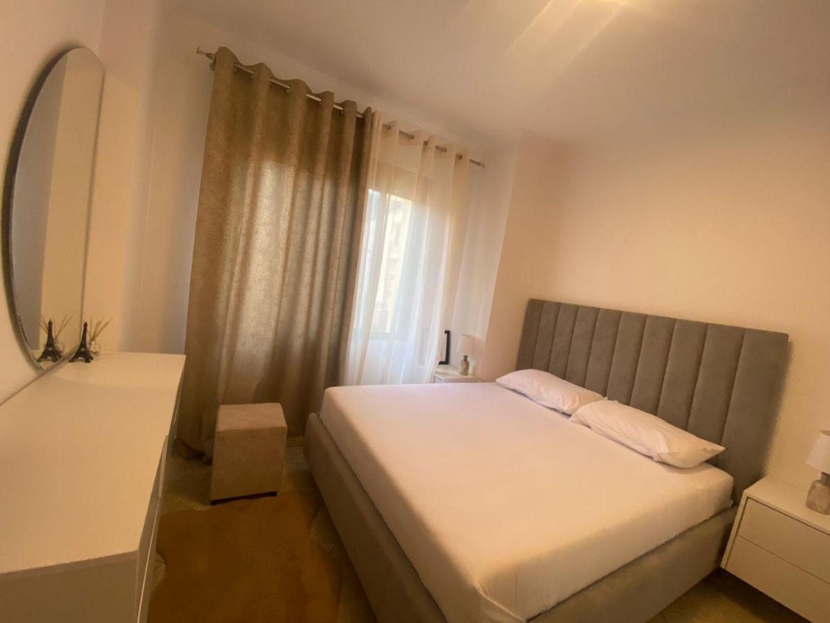 Guest House Open Room Durrës 外观 照片