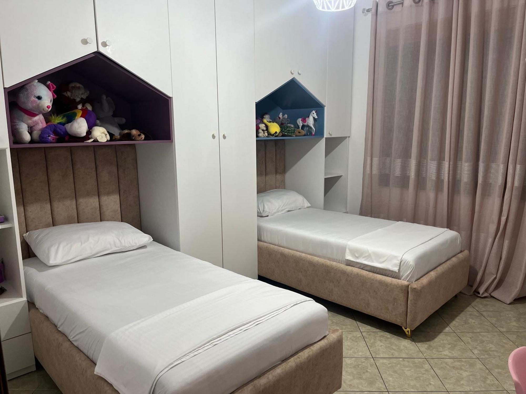 Guest House Open Room Durrës 外观 照片